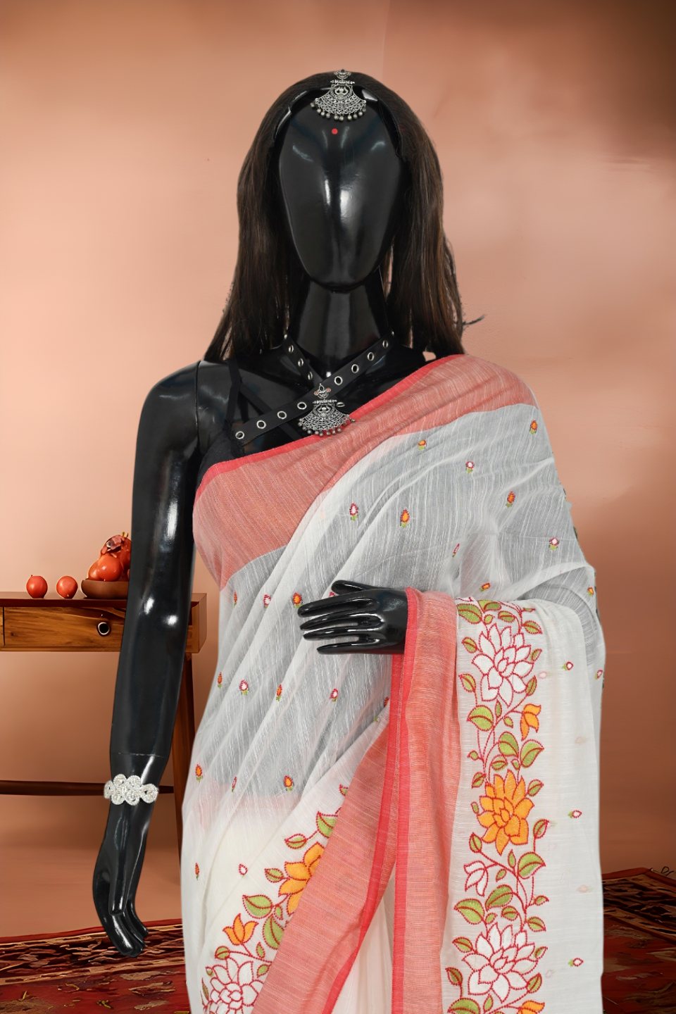 Slub Cotton Saree with Flower Motif