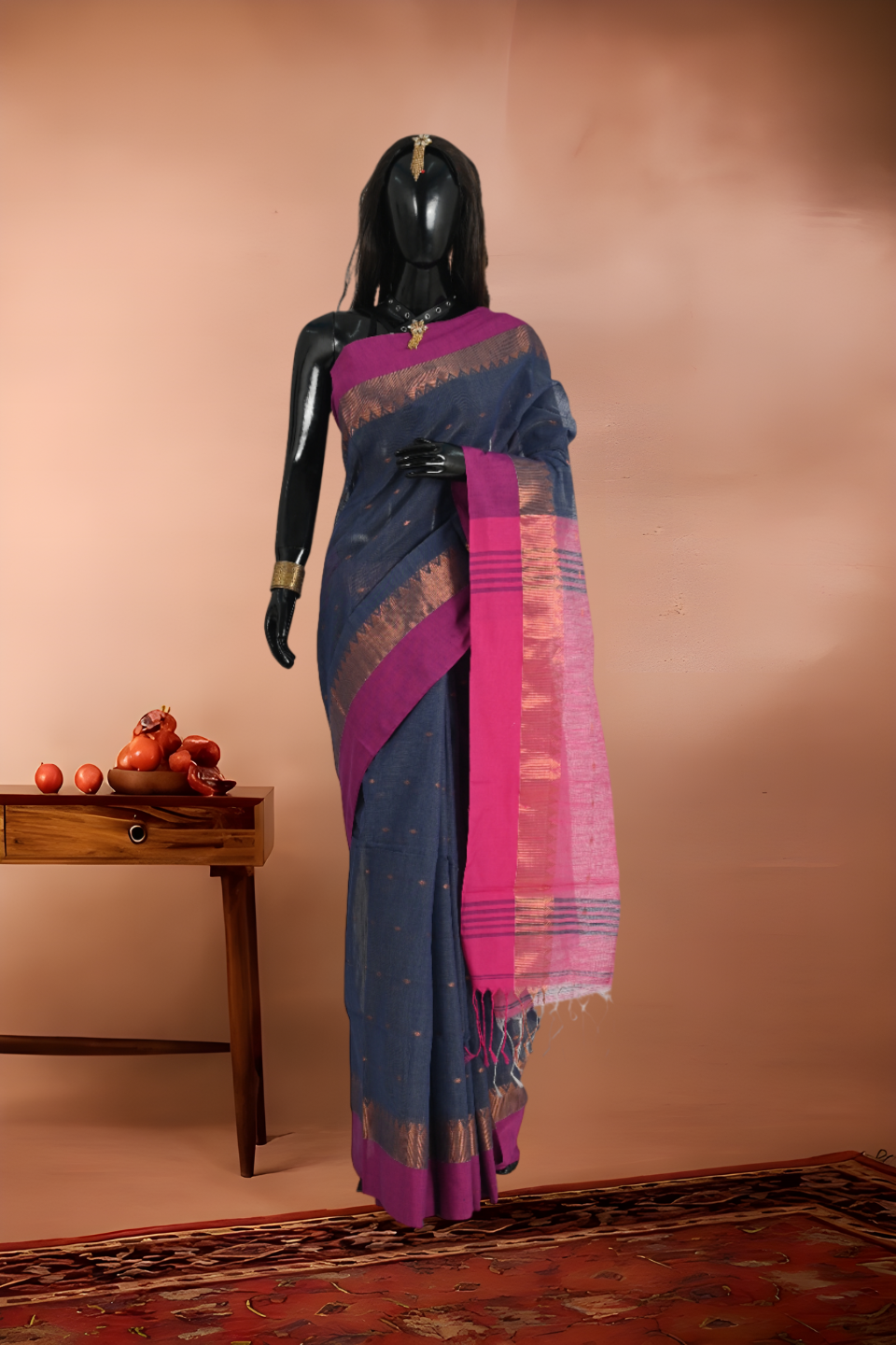 Handloom Resham Cotton Saree with Buti Work
