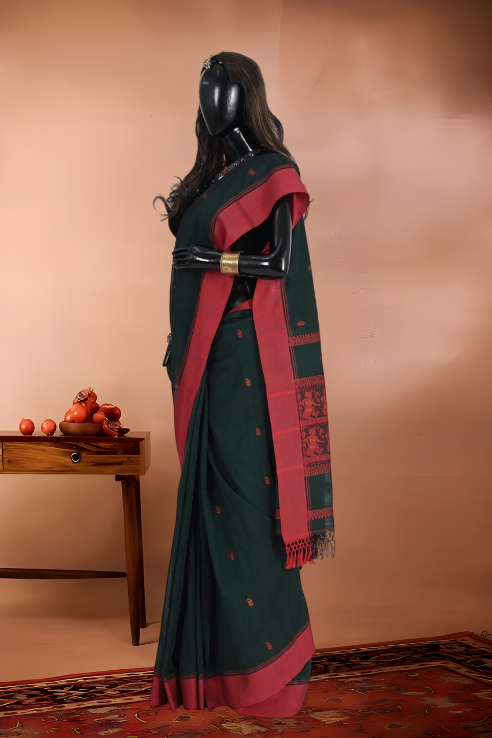 Baluchari Pure Handloom Textured Saree