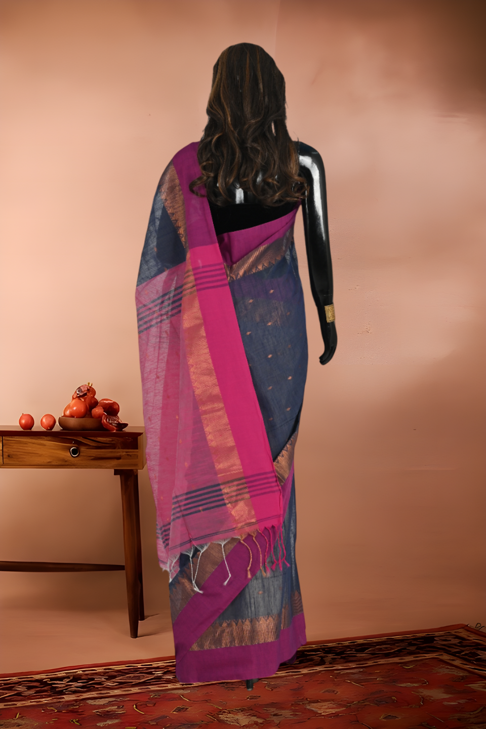 Handloom Resham Cotton Saree with Buti Work